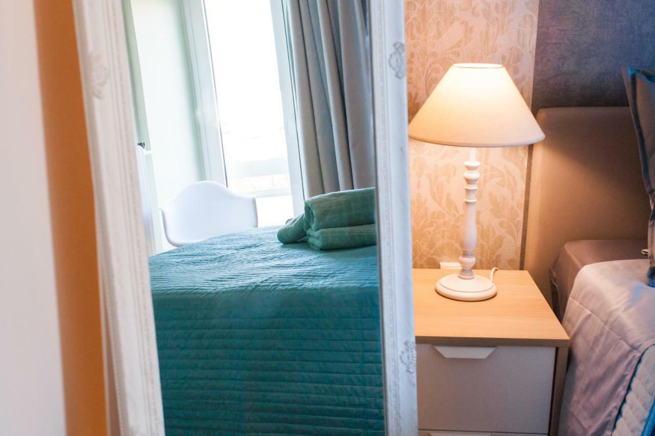 Museum Of Modern Art Rooms In Apartment, Next To Metro Suggrou Fix, Walk To Acropolis Athens Ngoại thất bức ảnh